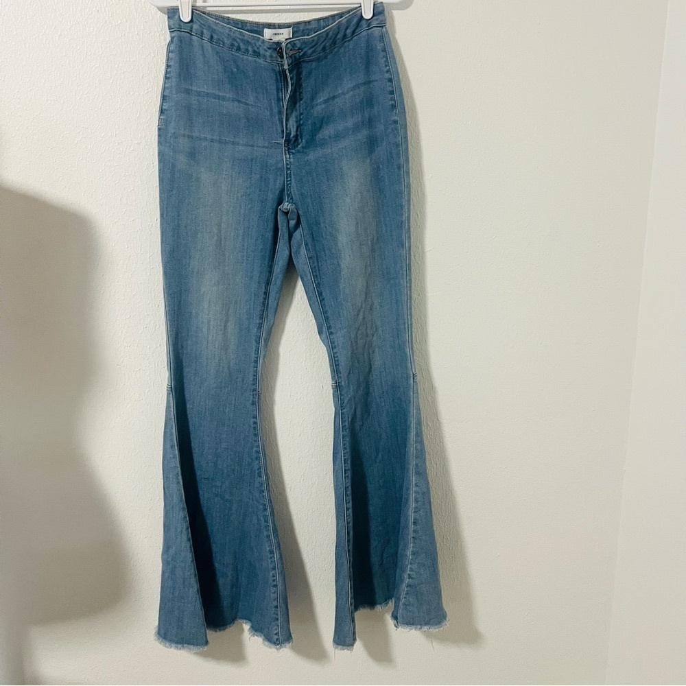 Forever 21 Women’s Size 28 Blue Extra Flare Wide Leg Bell Bottom Jeans Retro